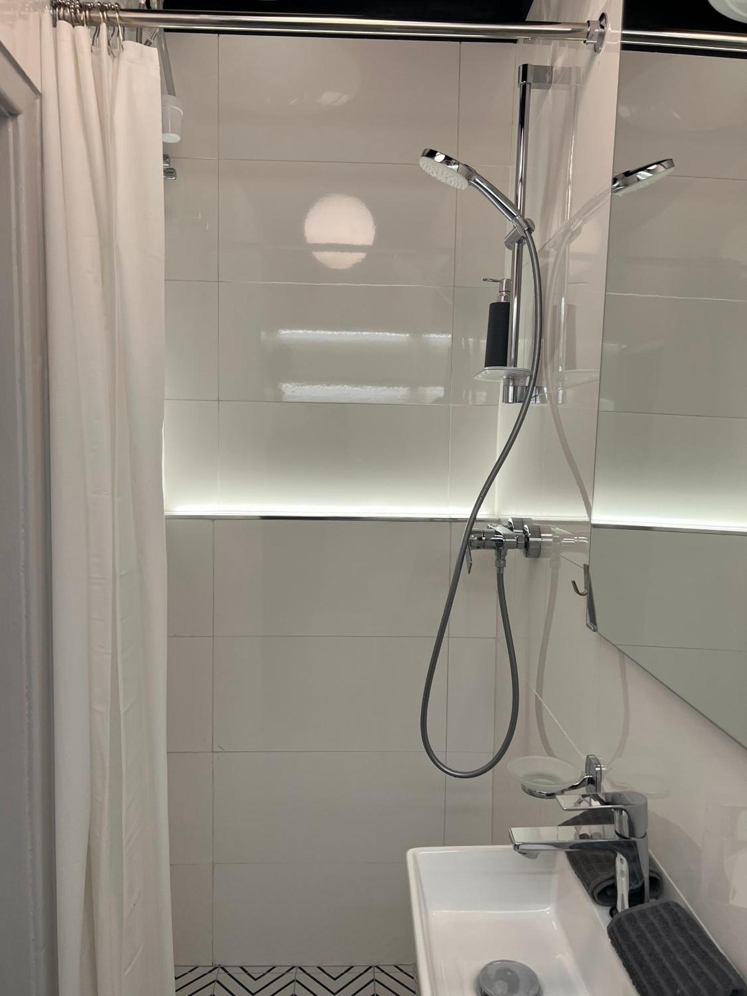 Lovely Little Loft Studio In The Heart Of Budapest Ngoại thất bức ảnh